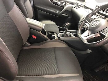 Used Nissan Qashqai undefined for sale - 77050681: Photo