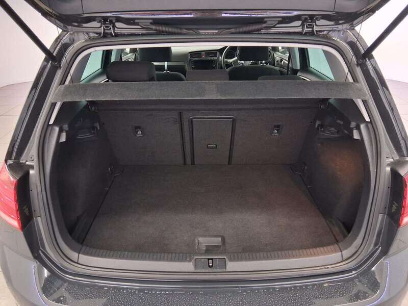 Used Volkswagen Golf 2020 for sale - 77814443: Photo 8