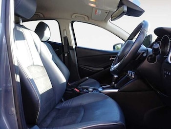 Used Mazda Mazda2 2023 for sale - 78568123: Photo