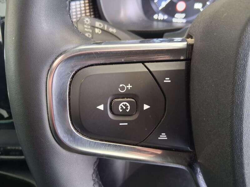 Used Volvo XC40 2021 for sale - 76336854: Photo 21