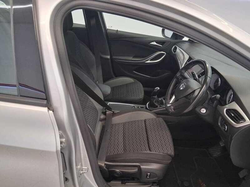 Used Vauxhall Astra 2021 for sale - 76472290: Photo 11
