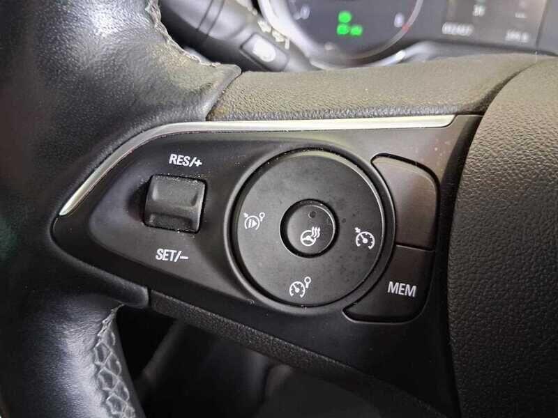 Used Vauxhall Crossland 2021 for sale - 76137957: Photo 20