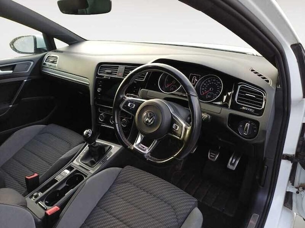 Used Volkswagen Golf 2019 for sale - 76136652: Photo 5