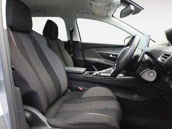 Used Peugeot 3008 2019 for sale - 78012923: Photo