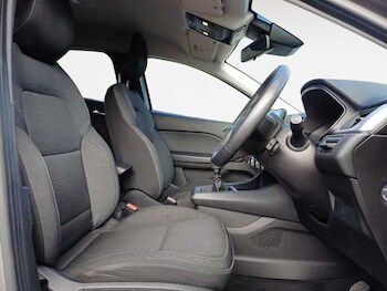 Used Renault Captur 2021 for sale - 78454891: Photo