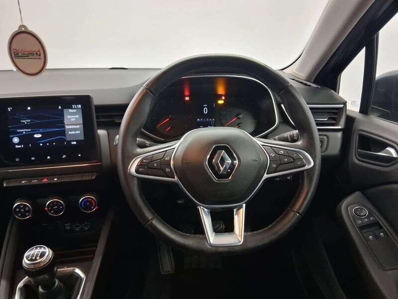 Used Renault Clio 2020 for sale - 77234581: Photo 9