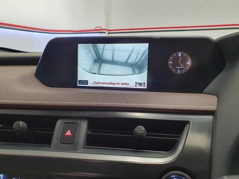 Used Lexus UX for sale - 76472520: Photo 18