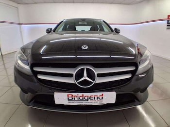 Used Mercedes-Benz C Class 2019 for sale - 77591635: Photo