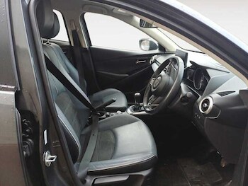 Used Mazda Mazda2 2022 for sale - 77050677: Photo
