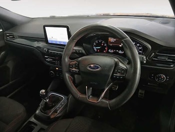 Used Ford Focus 2020 for sale - 77114304: Photo