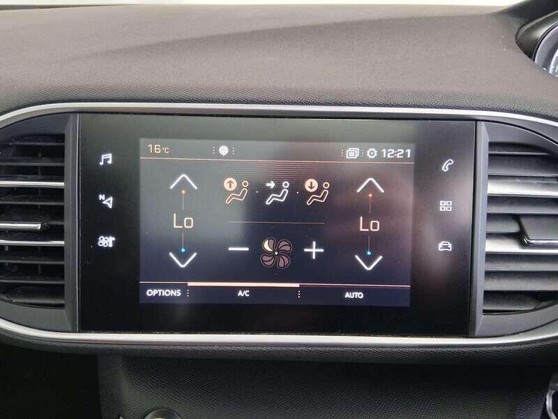 Used Peugeot 308 2020 for sale - 76136061: Photo 21