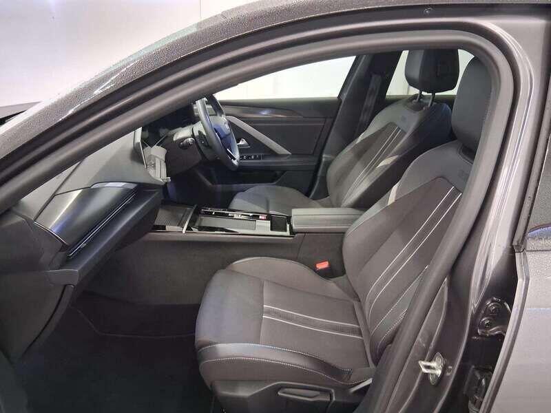 Used Vauxhall Astra 2023 for sale - 76175579: Photo 14