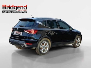 Used SEAT Arona 2023 for sale - 77223214: Photo