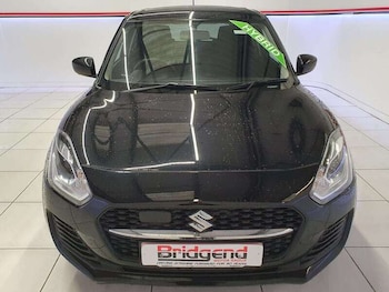 Used Suzuki Swift 2023 for sale - 79309453: Photo