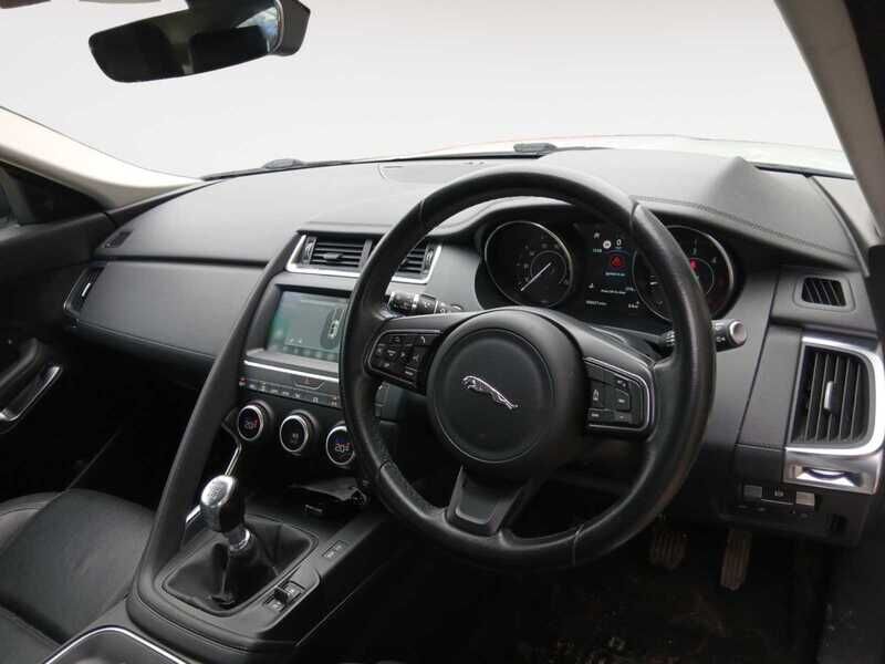 Used Jaguar E-Pace 2019 for sale - 77814313: Photo 5