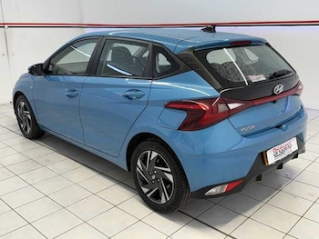 Used Hyundai i20 2023 for sale - 79478761: Photo