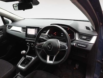 Used Renault Captur 2021 for sale - 76440585: Photo