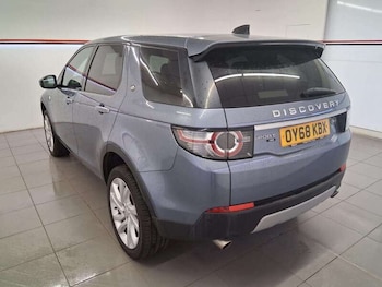Used Land Rover Discovery Sport 2018 for sale - 79310064: Photo