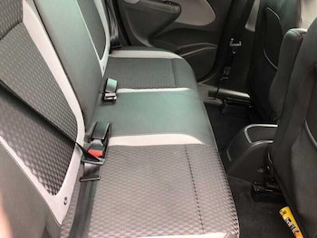 Used Vauxhall Crossland X 2019 for sale - 76137310: Photo 4