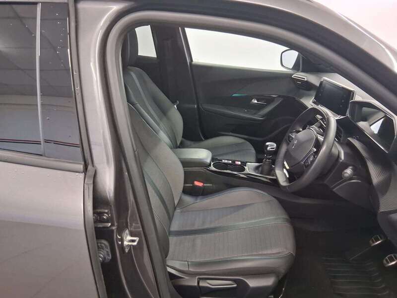 Used Peugeot 2008 2023 for sale - 77050667: Photo 11