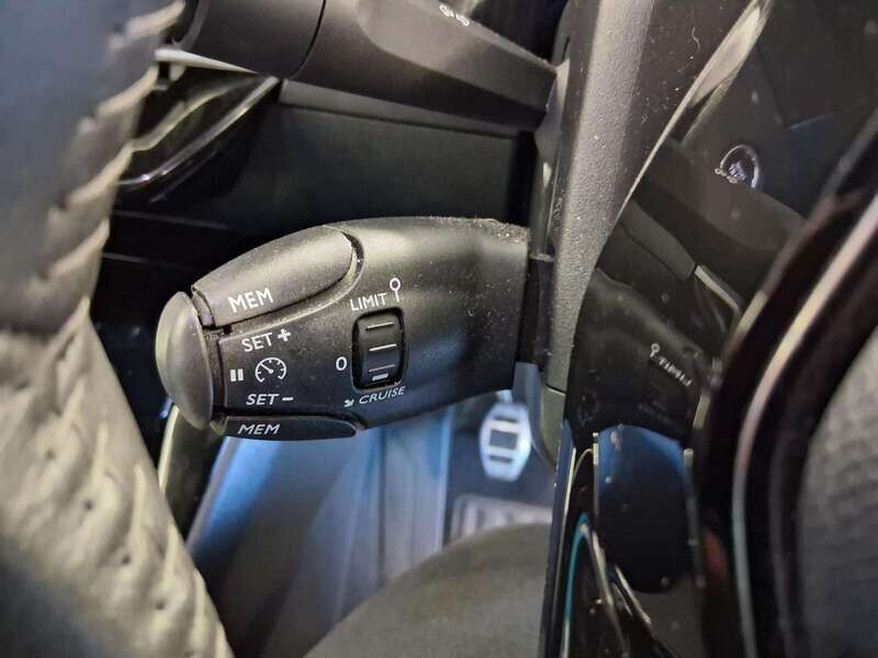 Used Peugeot 2008 2023 for sale - 77050667: Photo 21