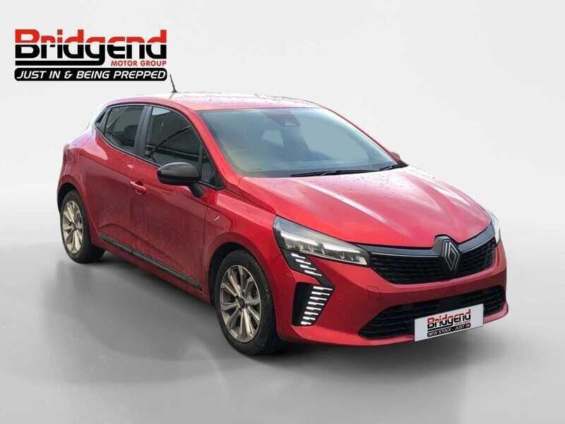 Used Renault Clio 2024 for sale - 76865205: Photo 1