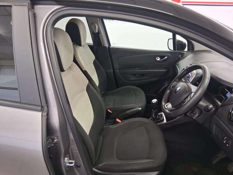 Used Renault Captur 2019 for sale - 77814295: Photo 11