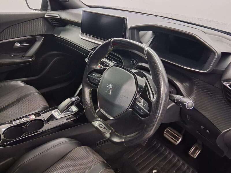 Used Peugeot E-2008 2021 for sale - 77234582: Photo 10