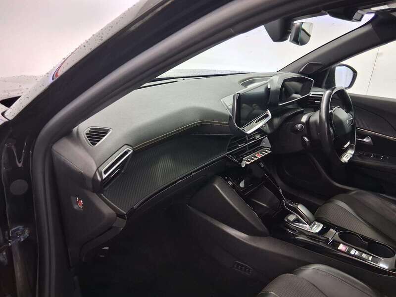 Used Peugeot E-2008 2021 for sale - 77234582: Photo 13