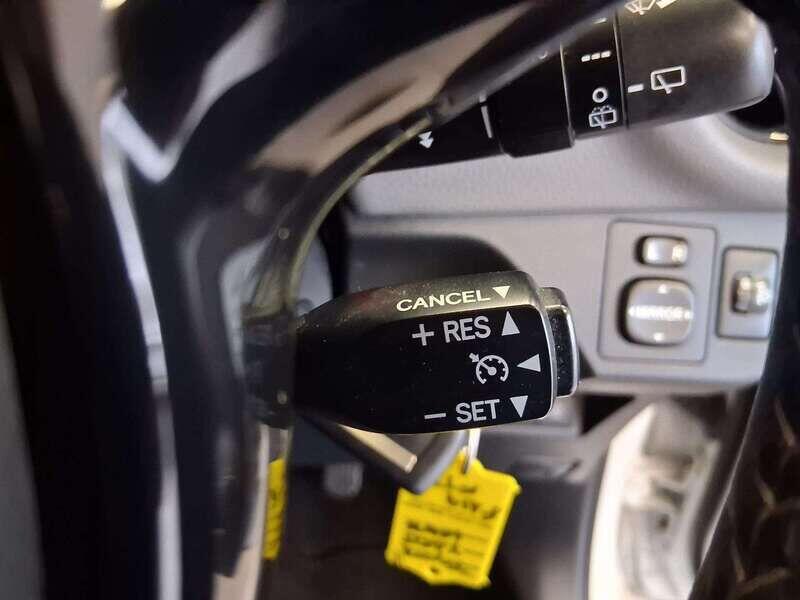 Used Toyota Yaris 2019 for sale - 76137315: Photo 19