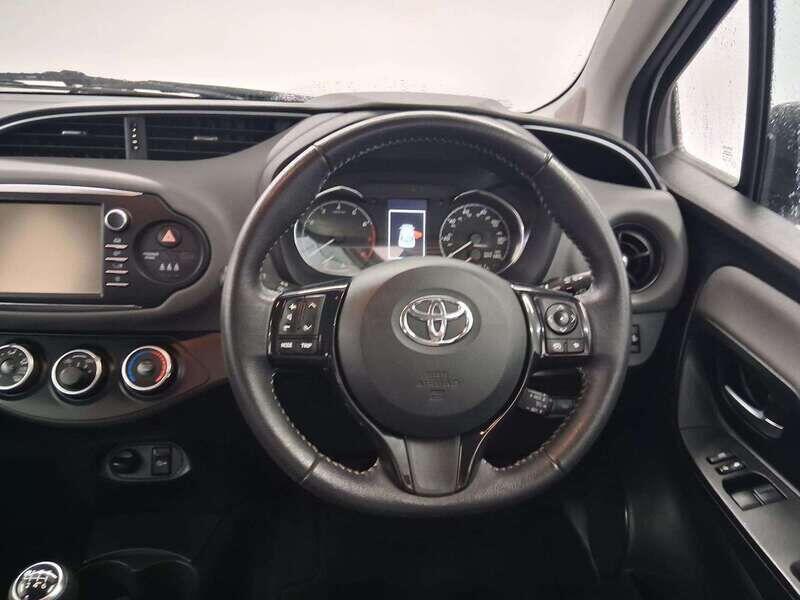 Used Toyota Yaris 2019 for sale - 76137315: Photo 9