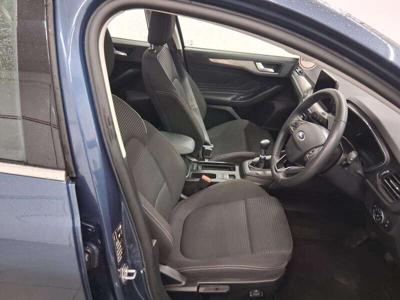 Used Ford Focus 2021 for sale - 77813856: Photo 11