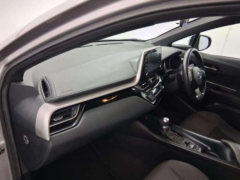 Used Toyota C-HR 2020 for sale - 76865700: Photo 13