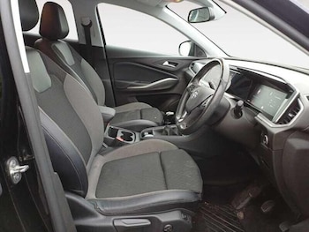 Used Vauxhall Grandland 2022 for sale - 76138000: Photo 4