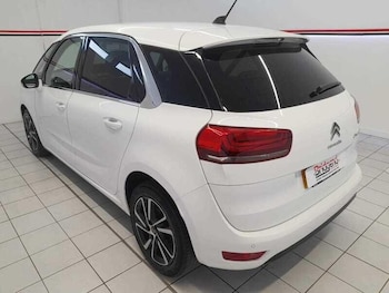 Used Citroen C4 2019 for sale - 76138220: Photo