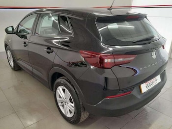 Used Vauxhall Grandland 2022 for sale - 76135939: Photo 4