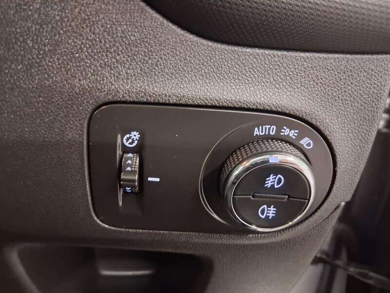 Used Vauxhall Crossland 2022 for sale - 77814152: Photo 25