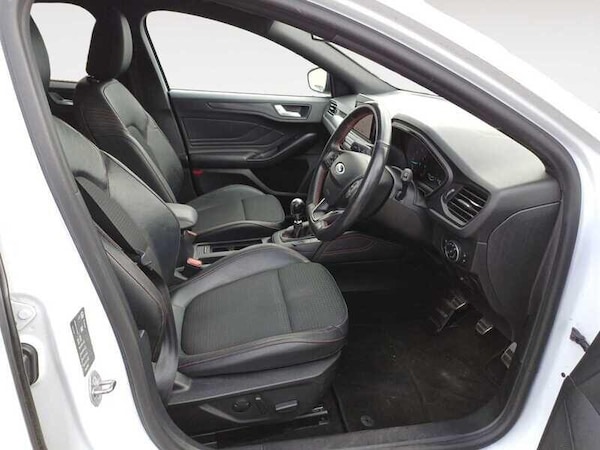 Used Ford Focus 2019 for sale - 76270960: Photo 4