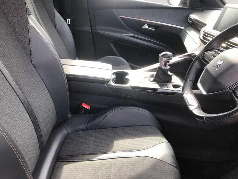 Used Peugeot 3008 2019 for sale - 76137657: Photo 4