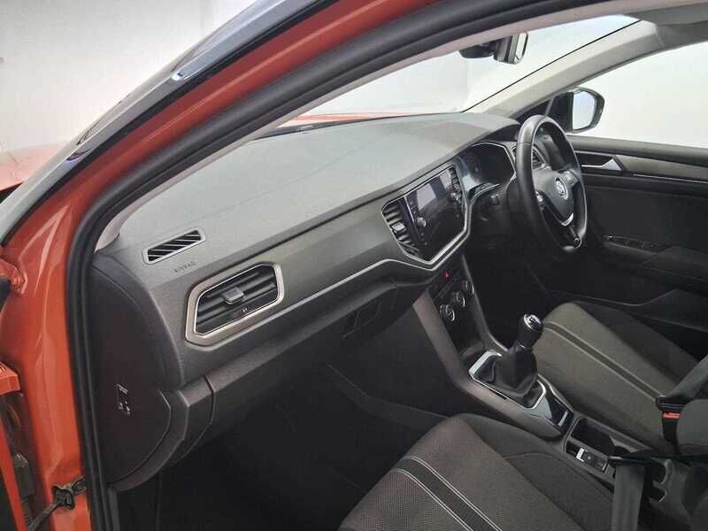 Used Volkswagen T-Roc 2020 for sale - 77050545: Photo 13