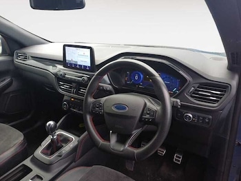 Used Ford Kuga 2022 for sale - 77947255: Photo