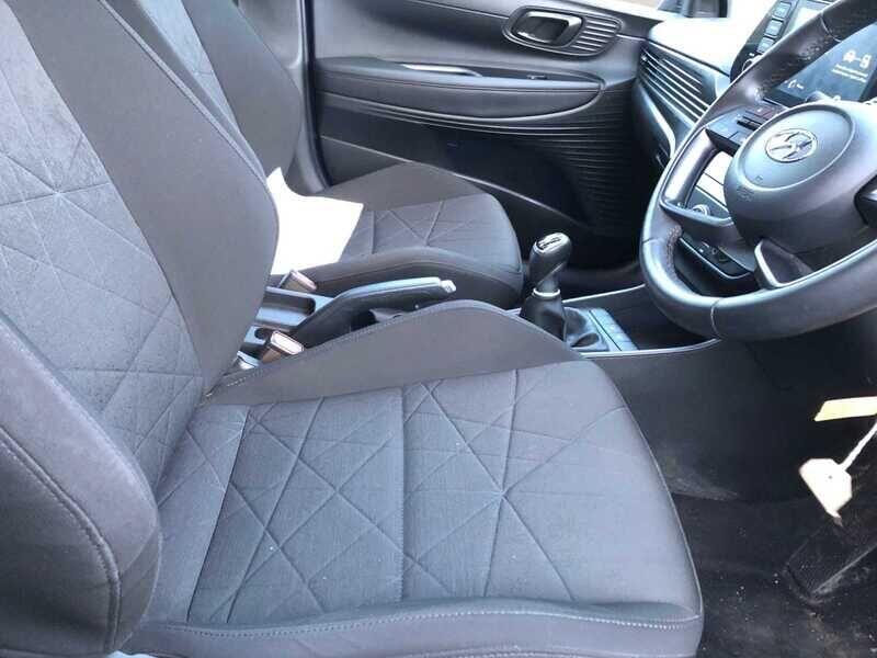 Used Hyundai BAYON 2023 for sale - 76918561: Photo 4