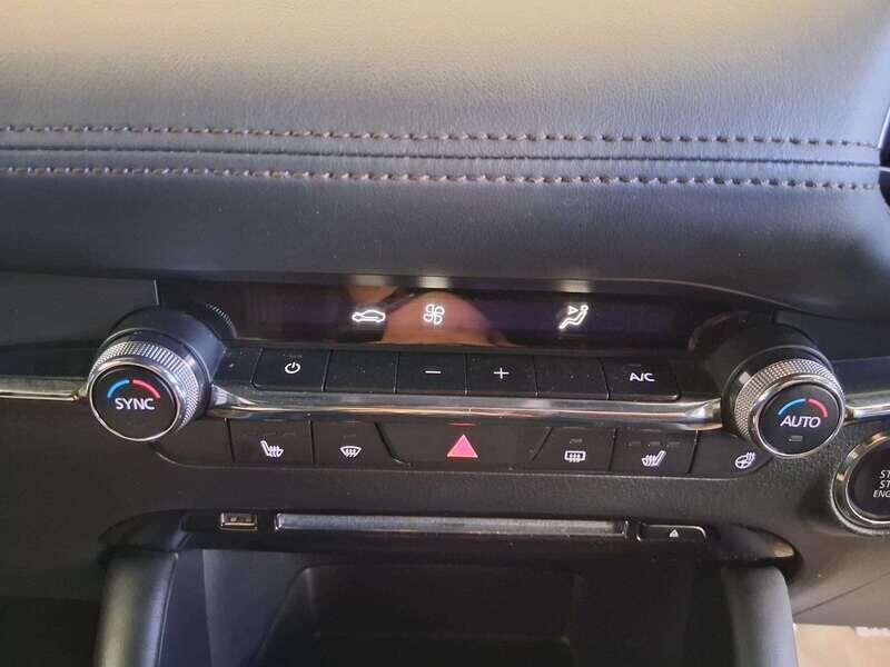 Used Mazda Mazda3 2020 for sale - 76137187: Photo 12
