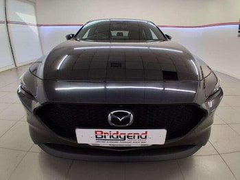 Used Mazda Mazda3 2020 for sale - 76137187: Photo 2