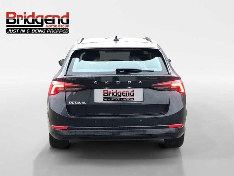 Used Skoda Octavia 2020 for sale - 76522322: Photo 2