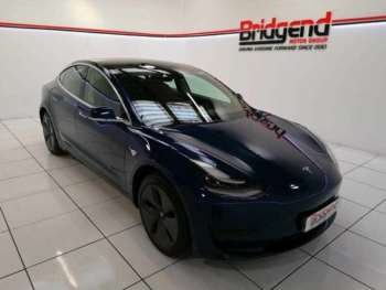 (20) - Standard Range Plus Saloon 4dr Electric Auto RWD (241 bhp)