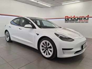 (70) - Standard Range Plus Saloon 4dr Electric Auto RWD (241 bhp)