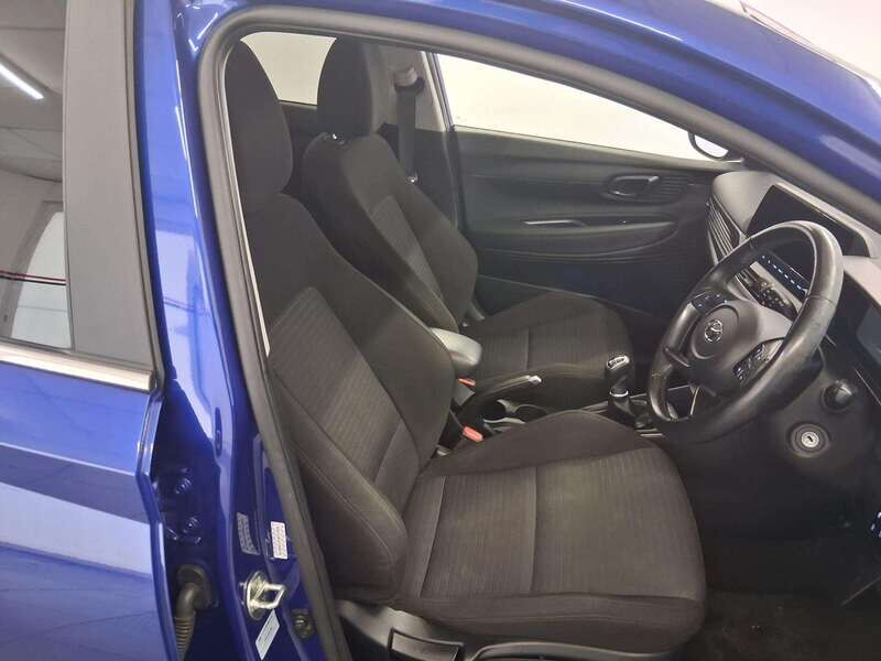 Used Hyundai i20 2022 for sale - 77196608: Photo 11