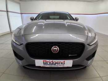 Used Jaguar XE 2020 for sale - 74726455: Photo