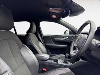 Used Volvo XC40 2018 for sale - 75187311: Photo